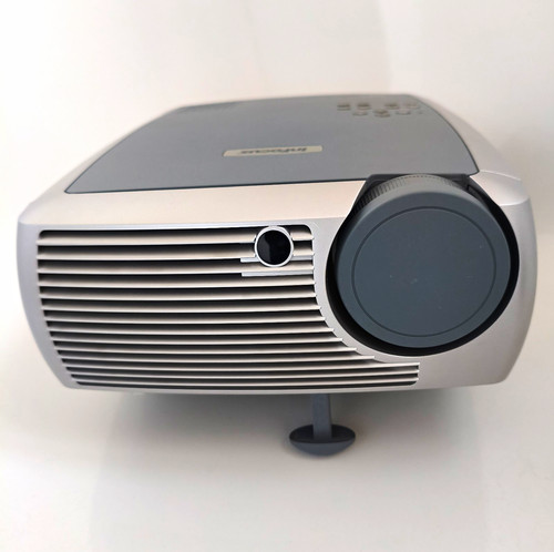 Infocus dlp beamer 800x600 - x1,
