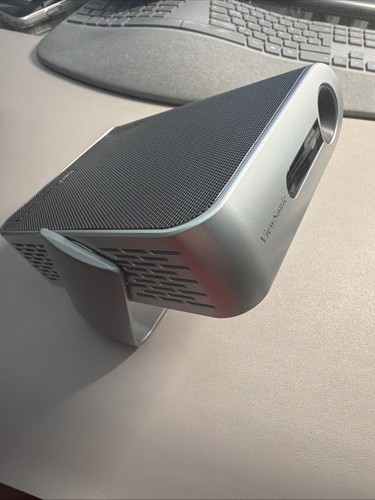 Kaum genutzt portable beamer - kaum,